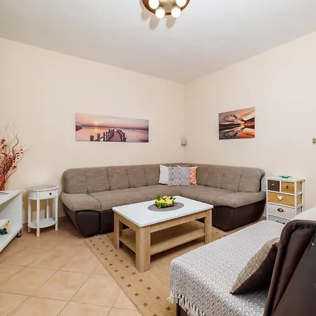 Dragica Appartamento Dramalj