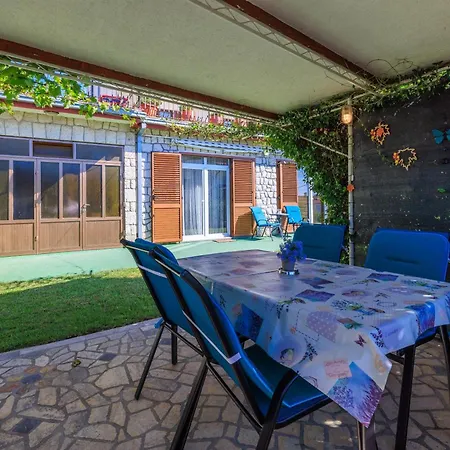 Dragica Appartamento Dramalj